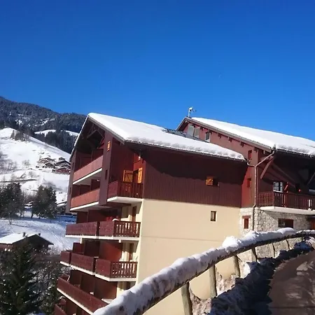 Apartment Renove Cosy Avec Piscine, Pour 4 Personnes, Proche Des Pistes Et Du Village. - Fr-1-342-180 *